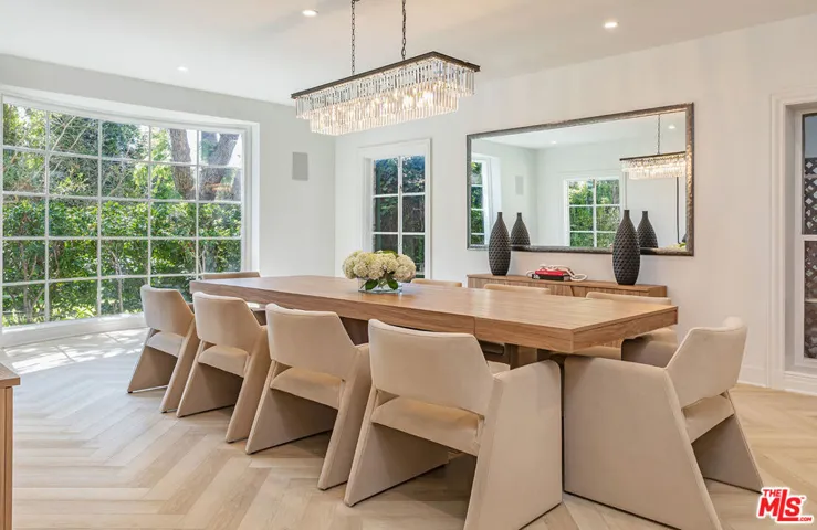 702 N Beverly Drive, Beverly Hills, California 90210