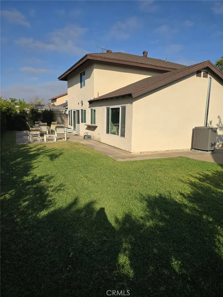 1110 Burns Avenue, Santa Ana, California 92707 — photo 4