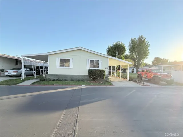 1456 Philadelphia 427, Ontario, California 91761