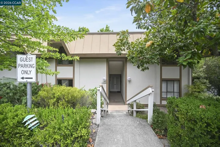 1525 Canyonwood Ct 3, Walnut Creek, California 94595