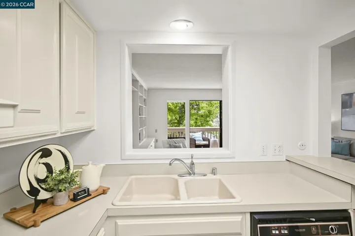 1525 Canyonwood Ct 3, Walnut Creek, California 94595