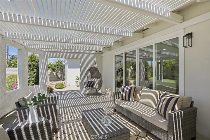 15852 Bryant Street, North Hills, California 91343