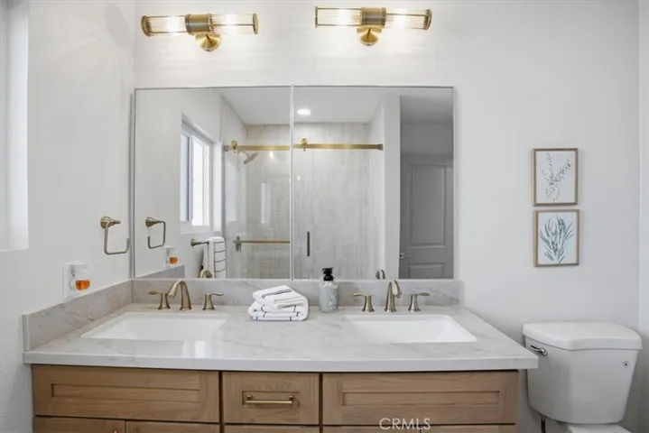15852 Bryant Street, North Hills, California 91343