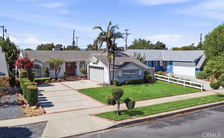 15852 Bryant Street, North Hills, California 91343