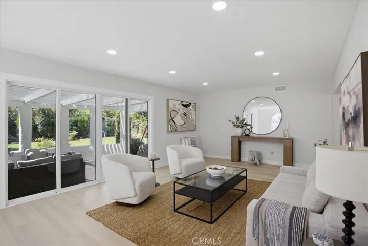 15852 Bryant Street, North Hills, California 91343