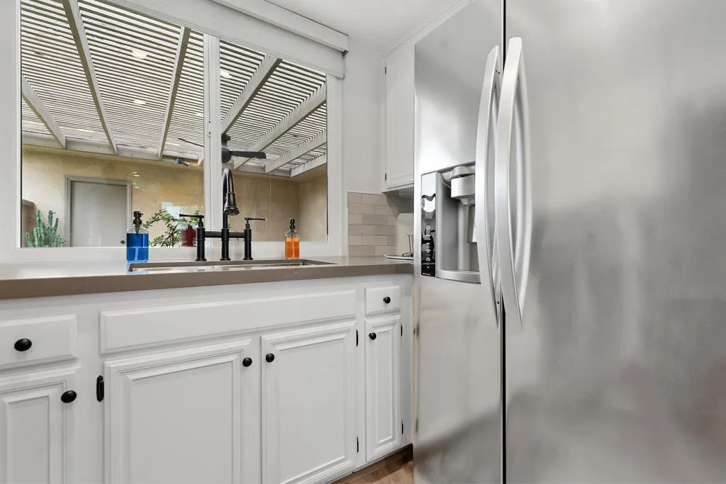 KITCHEN VIEW