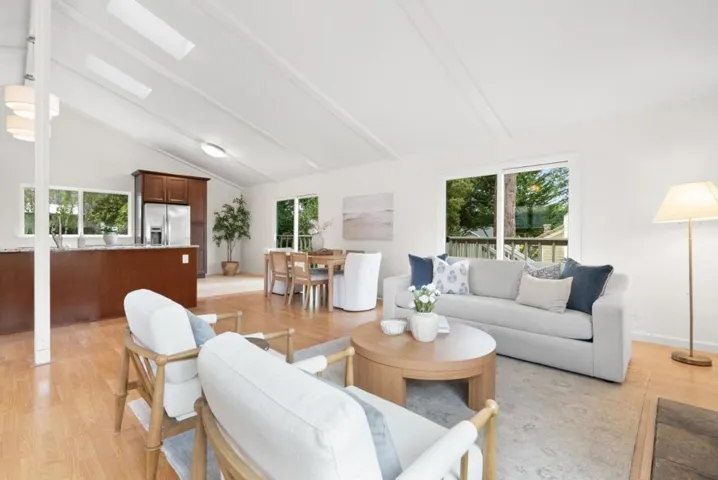 530 Clubhouse Drive, Aptos, California 95003