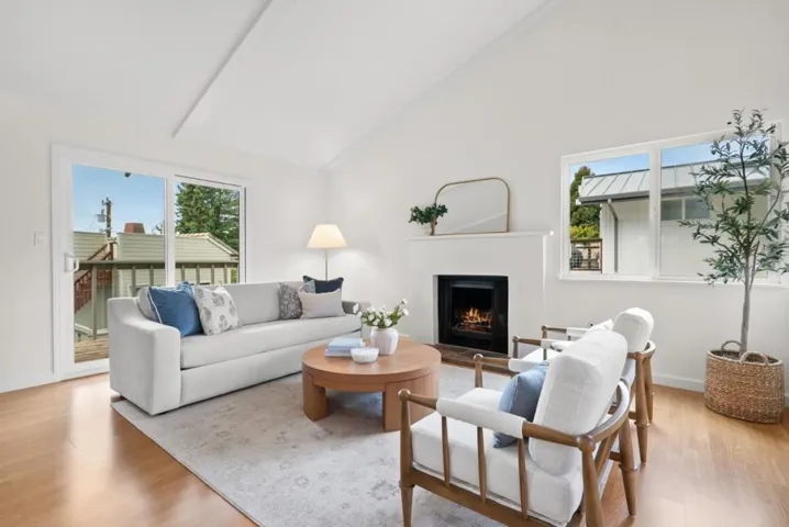 530 Clubhouse Drive, Aptos, California 95003