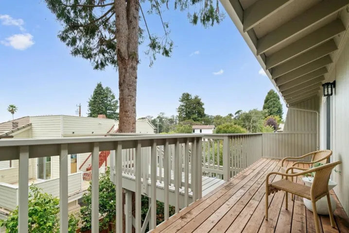 530 Clubhouse Drive, Aptos, California 95003
