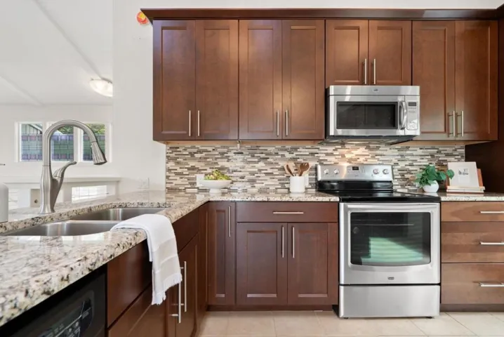 530 Clubhouse Drive, Aptos, California 95003