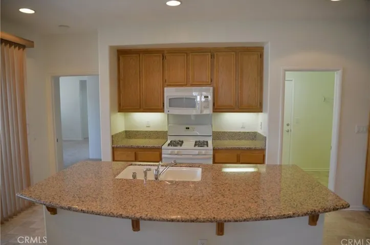 8240 Triplett, Hemet, California 92545
