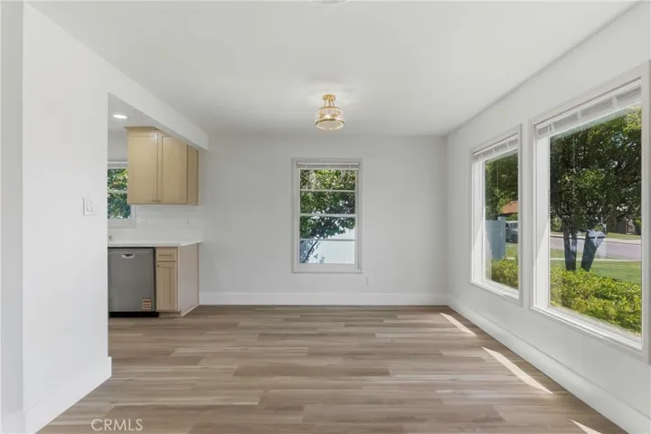2715 Cedar, Bakersfield, California 93301