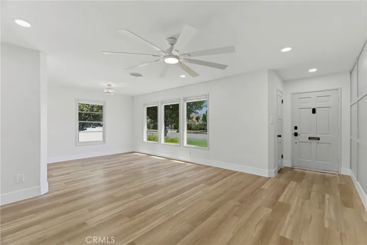 2715 Cedar, Bakersfield, California 93301