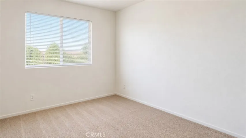 2324 E Newgrove, Lancaster, California 93535