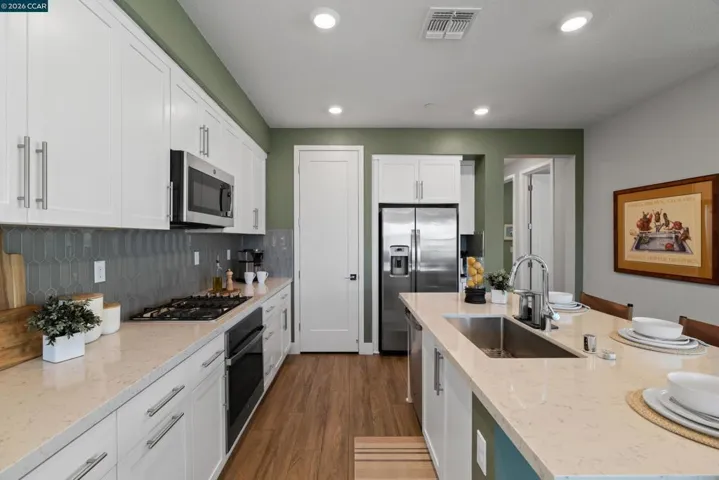 77211 Via Vicenza, San Ramon, California 94583