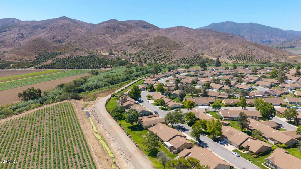 30 44159 Village 44 (Camarillo CA)