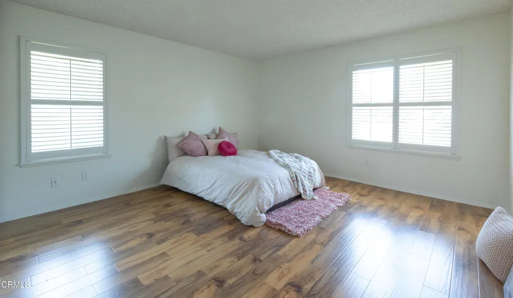 16 44159 Village 44 (Camarillo CA)