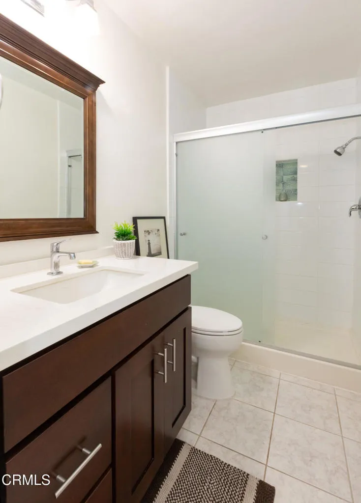 22 44159 Village 44 (Camarillo CA)