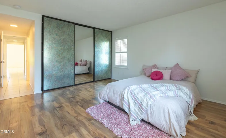 17 44159 Village 44 (Camarillo CA)