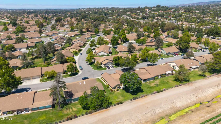 27 44159 Village 44 (Camarillo CA)