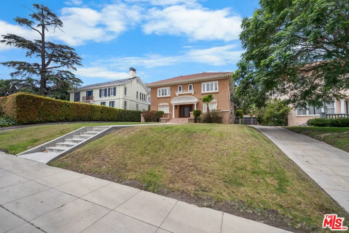 1231 S St Andrews Place, Los Angeles, California 90019