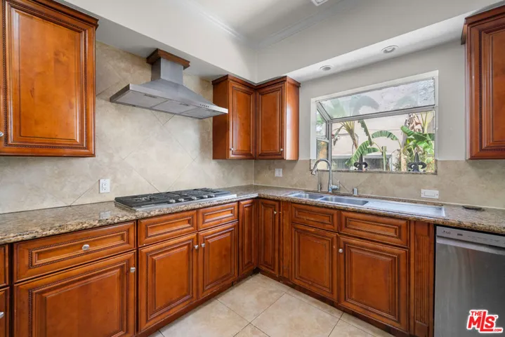 1231 S St Andrews Place, Los Angeles, California 90019