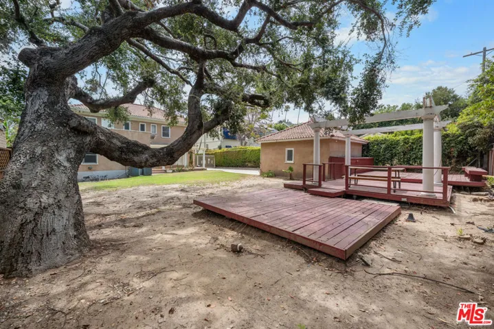 1231 S St Andrews Place, Los Angeles, California 90019