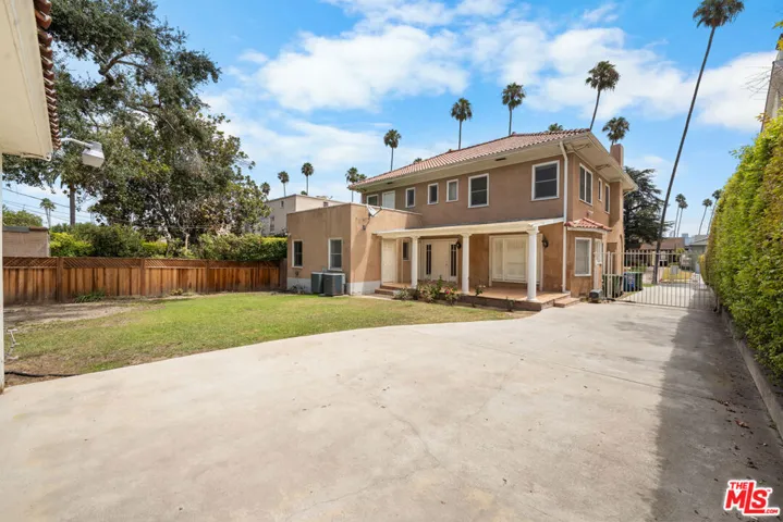 1231 S St Andrews Place, Los Angeles, California 90019
