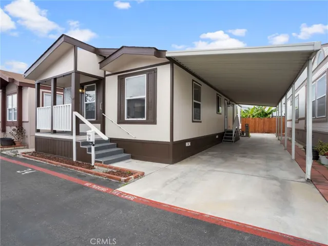 24200 Walnut Street 34, Torrance, California 90501