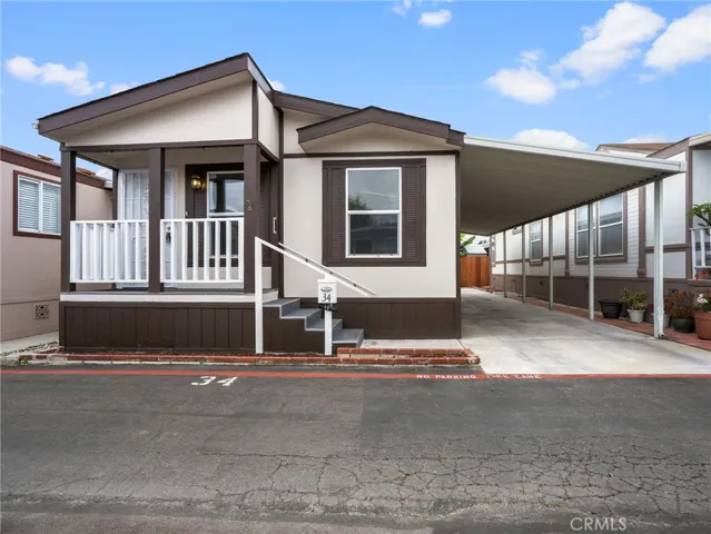 24200 Walnut Street 34, Torrance, California 90501