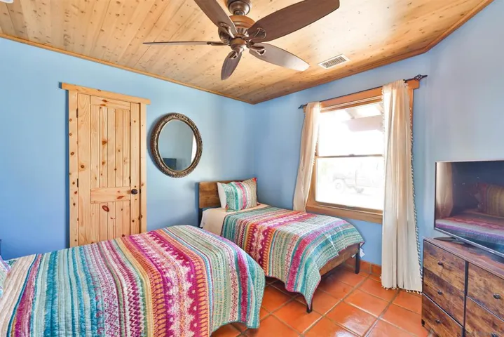 25933 Potrero Valley Rd, Potrero, California 91963