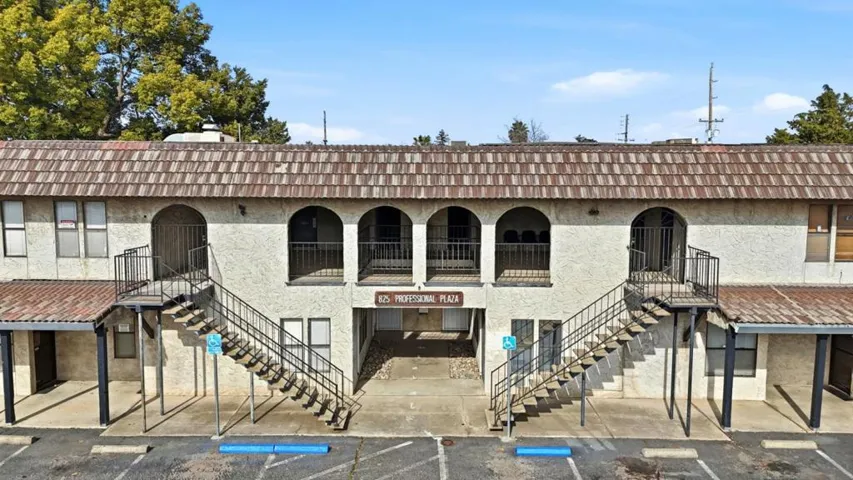 825 9th Street, Marysville, California 95901
