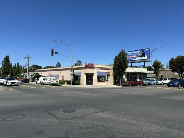 32013205 Middlefield Road, Menlo Park, California 94025