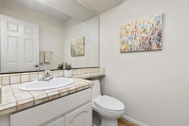 6890 Peach Tree Road, Carlsbad, California 92011