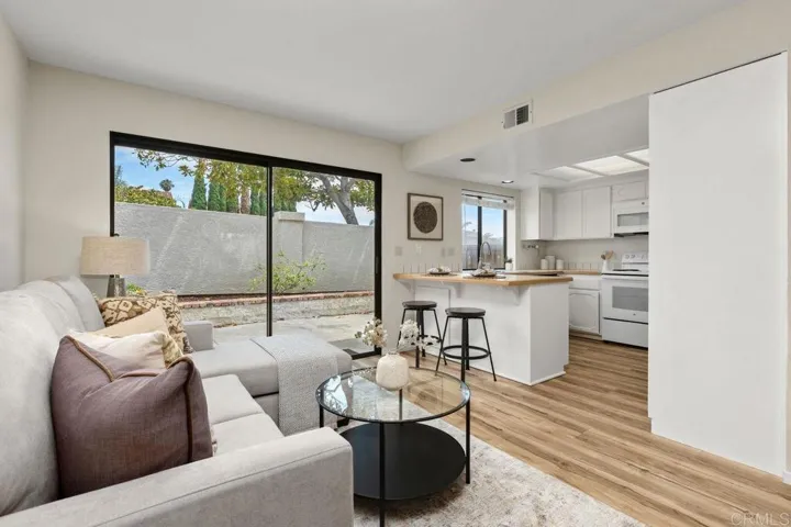 6890 Peach Tree Road, Carlsbad, California 92011