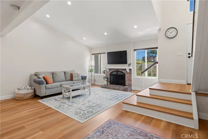 5676 E Los Angeles, Simi Valley, California 93063