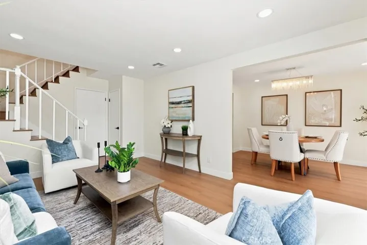 8601 Sunland 5, Sun Valley, California 91352