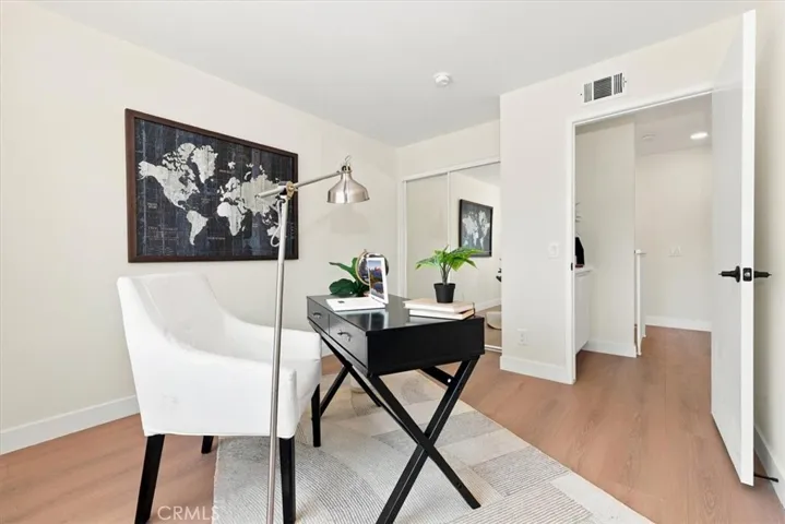 8601 Sunland 5, Sun Valley, California 91352