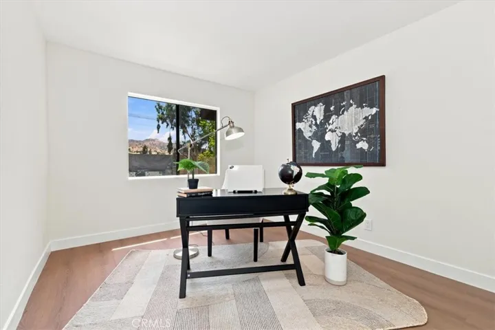8601 Sunland 5, Sun Valley, California 91352