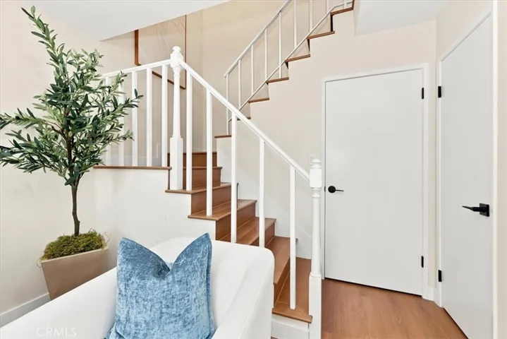 8601 Sunland 5, Sun Valley, California 91352