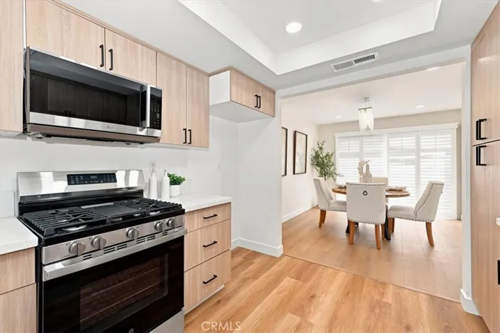 8601 Sunland 5, Sun Valley, California 91352