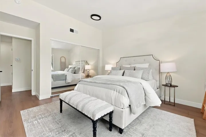 8601 Sunland 5, Sun Valley, California 91352