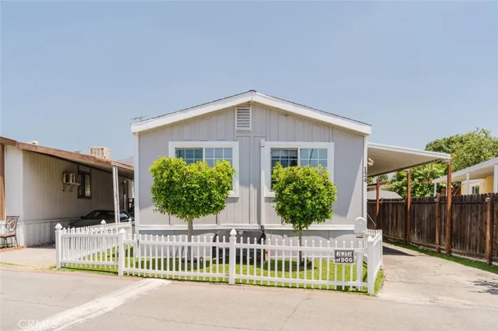 15445 Cobalt Street 124, Sylmar, California 91342