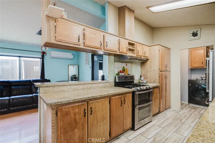15445 Cobalt Street 124, Sylmar, California 91342