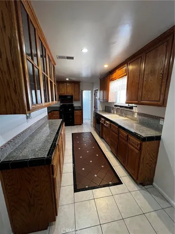 484 W 25th, San Bernardino, California 92405