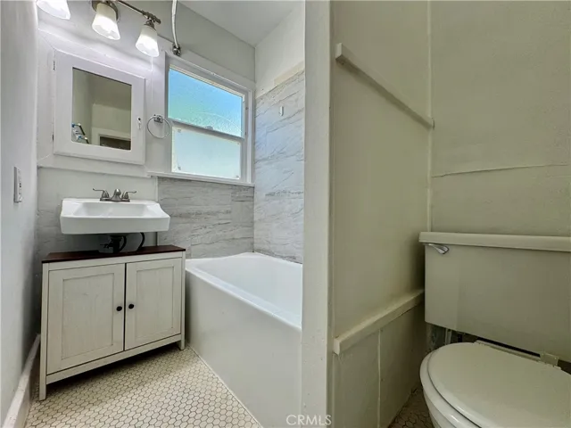 1712 Gillette Crescent A, South Pasadena, California 91030