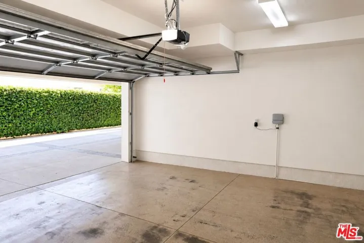 1918 Cabrillo Avenue C, Torrance, California 90501