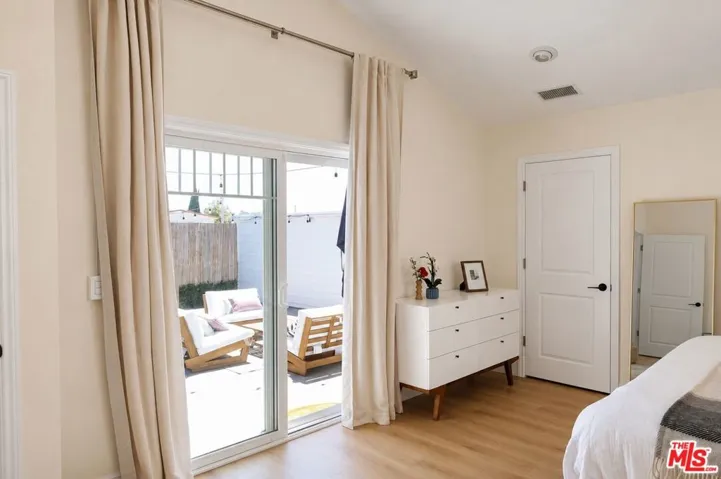 1918 Cabrillo Avenue C, Torrance, California 90501