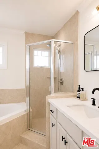 1918 Cabrillo Avenue C, Torrance, California 90501