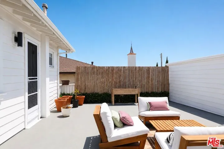1918 Cabrillo Avenue C, Torrance, California 90501